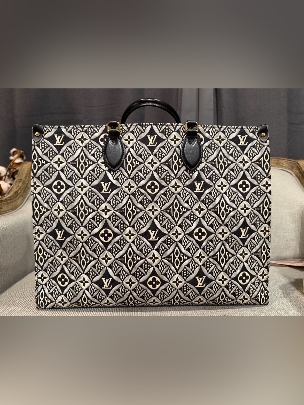 Louis Vuitton 1854 Onthego GM